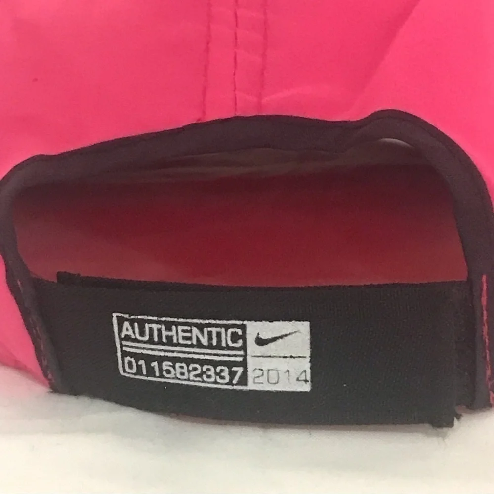 Nike Authentic Woman's Adjustable Pink Exercise Cap